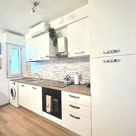 Wind Surf * Marina Julia